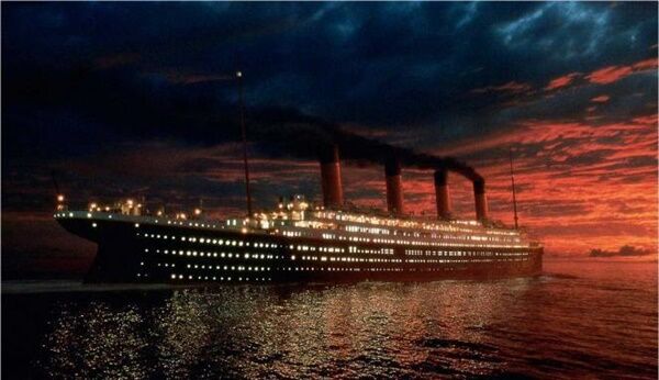 Kunci Penyelelaman Titanic