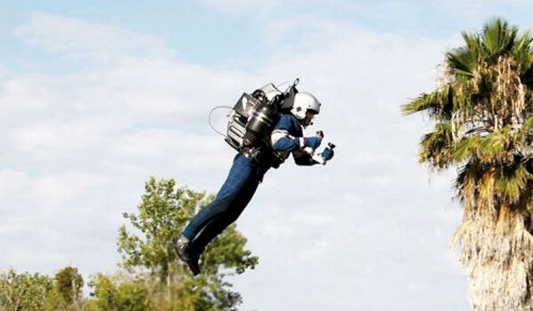 The-Future-of-Aviation-JB-9-JETPACK-Futuristic-Travel-JetPack-Aviation-01