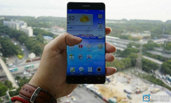 Oppo R7 1