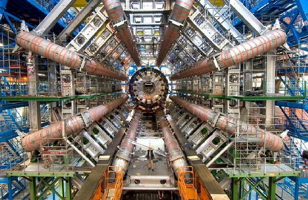 large-hadron-collider-picsay