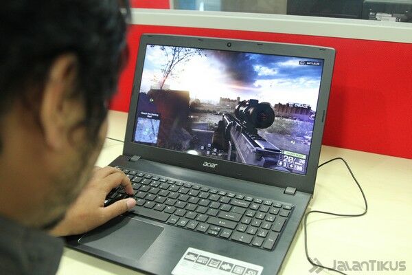 028 Laptop Gaming Terbaik 2016
