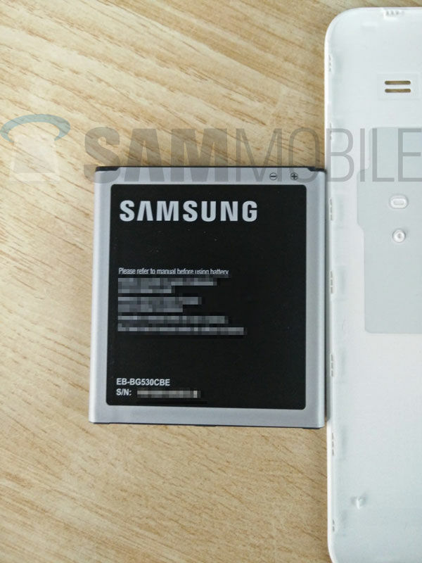 Foto Bocoran Spesifikasi Samsung Galaxy J5 9
