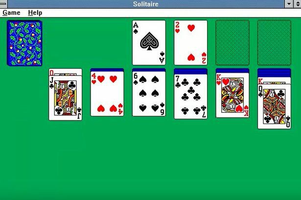 Alasan Solitaire Selalu Ada Di Komputer 1