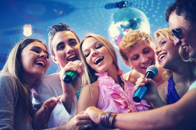 Mesin Karaoke 53d59