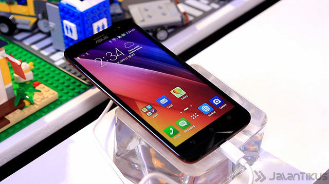 Asus Zenfone 2