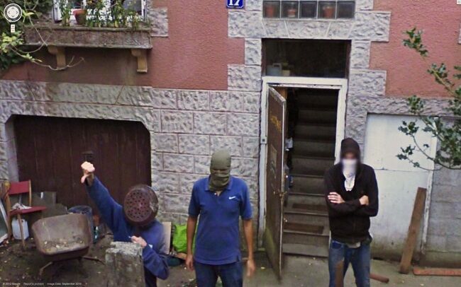 Foto Tak Terduga Google Street 8