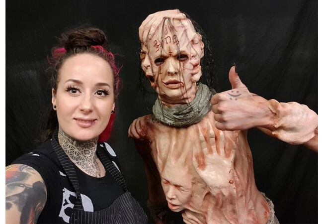 Kostum Halloween 4
