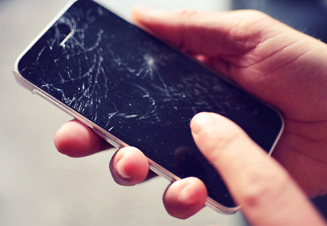 Bahaya Gunakan Smartphone Layar Pecah 3