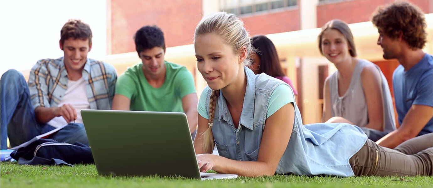 4 Laptop Terbaik Untuk Kalangan Pelajar dan Mahasiswa