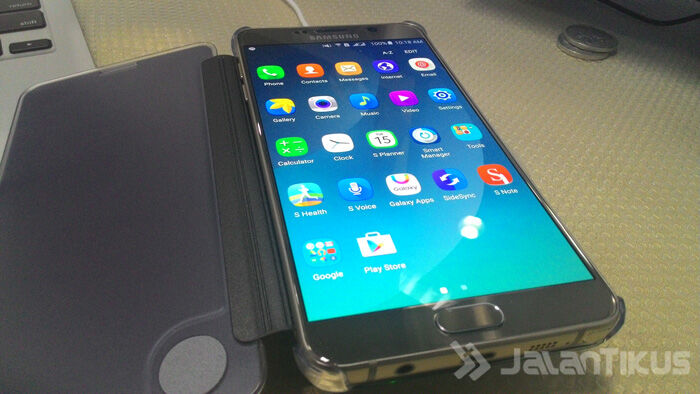 Samsung Galaxy Note 5 Vs Iphone 6s Plus 1
