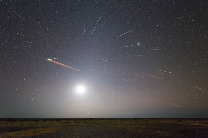 Meteors Eta Aquarids Composite Colin Legg 5 6 2013