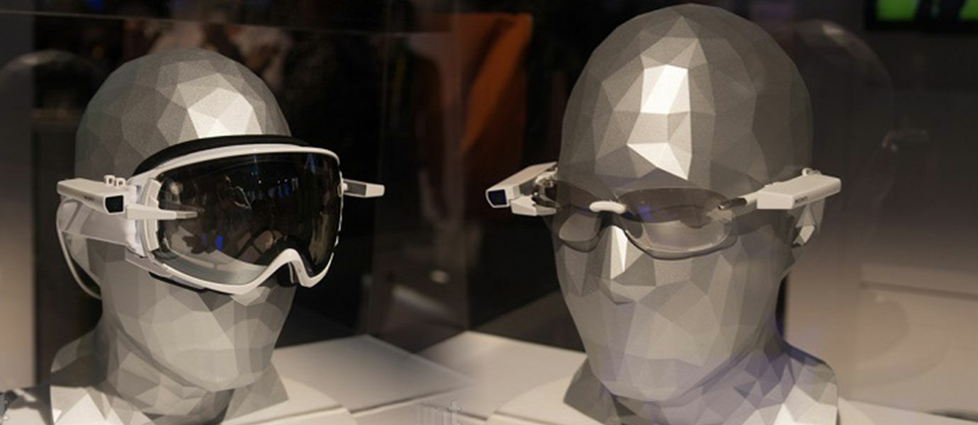 Sony Smarteyeglass Akan Menjadi Pesaing Baru Google Glass 4