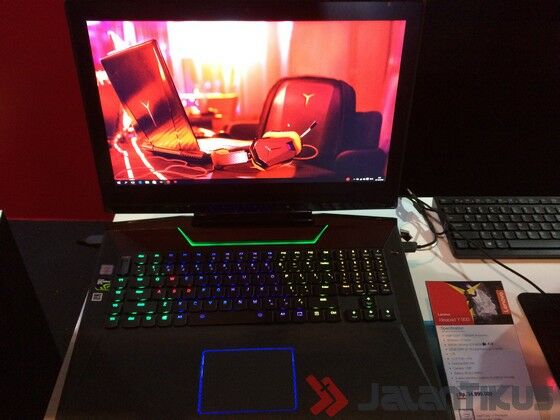 Laptop Gaming Berkualitas Ideapad Y900 49