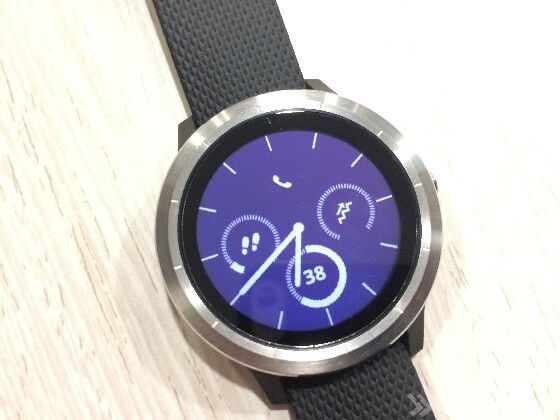 Garmin Vivoactive 3 02