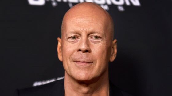 Artis Hollywood Paling Galak Bruce Willis F8151