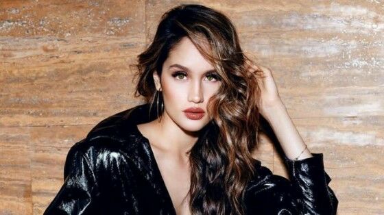 Cinta Laura 97281