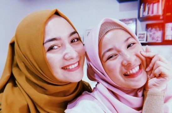 Citra Kirana Dan Natasha Rizky 4098d