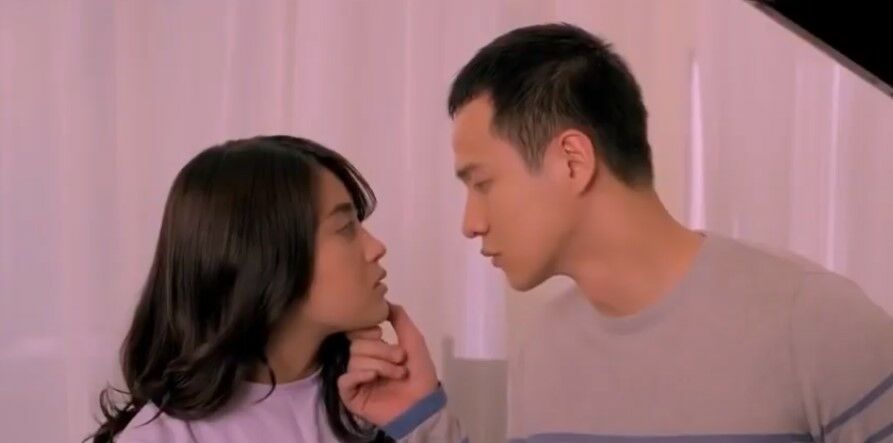 10 Adegan Ciuman Bibir Terbaik Di Film Indonesia So Sweet Jalantikus 