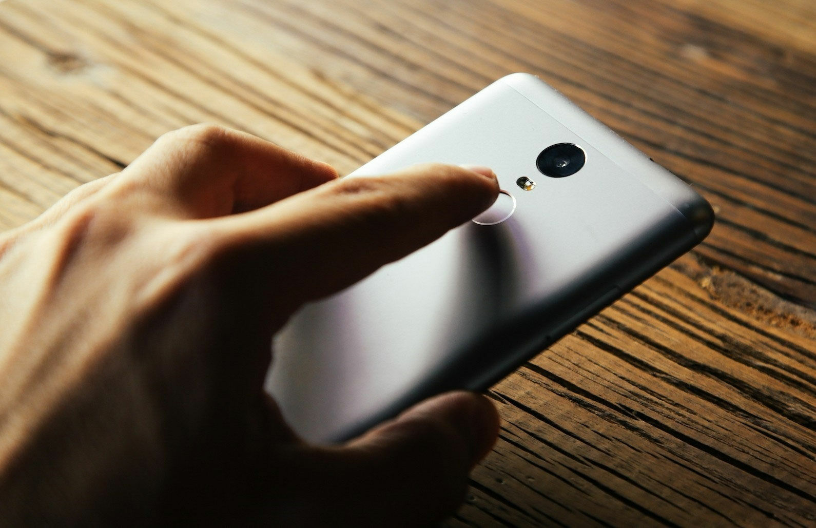 Tips Mengatasi Sensor Fingerprint Yang Lemot 3