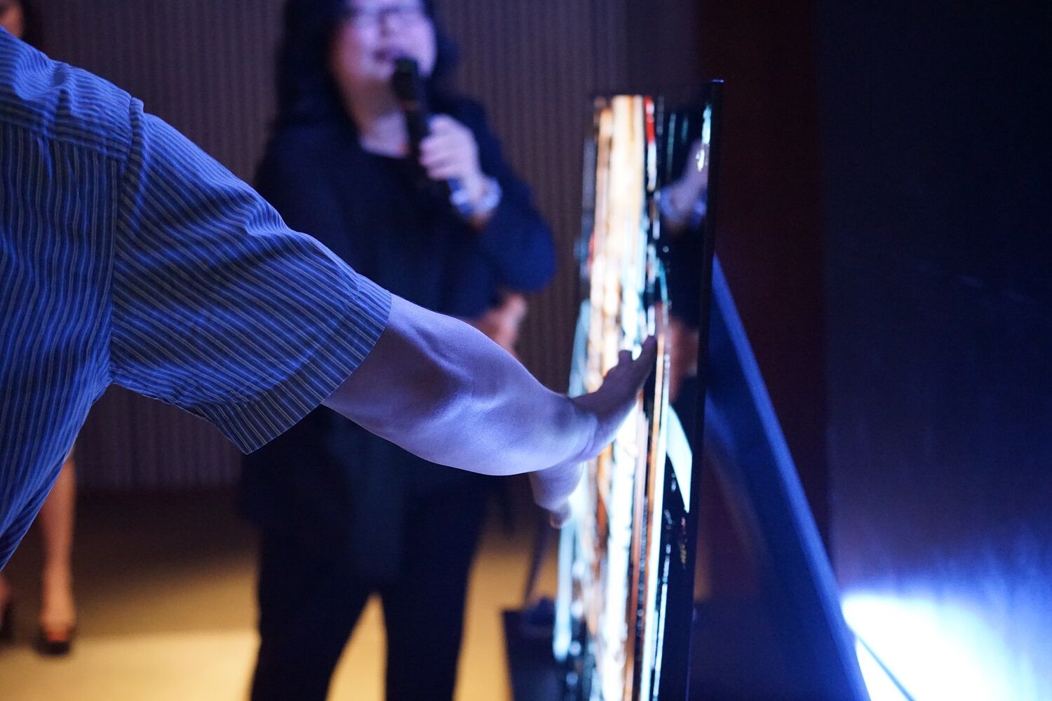 Acoustic Surface Sony Bravia Oled