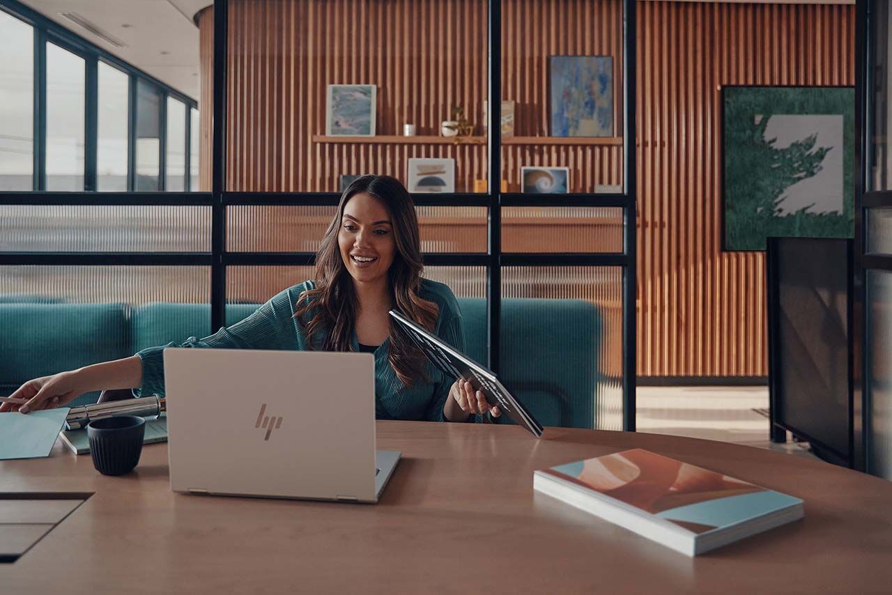 Ai Solutions Woman Cd69b