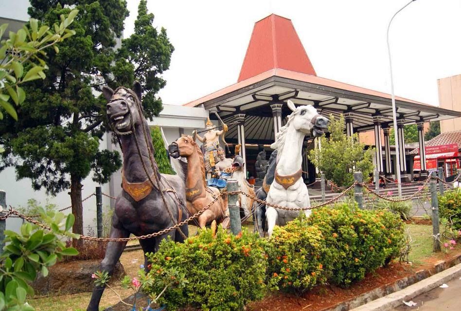 Wisata Sejarah Di Semarang Airy Rooms 5