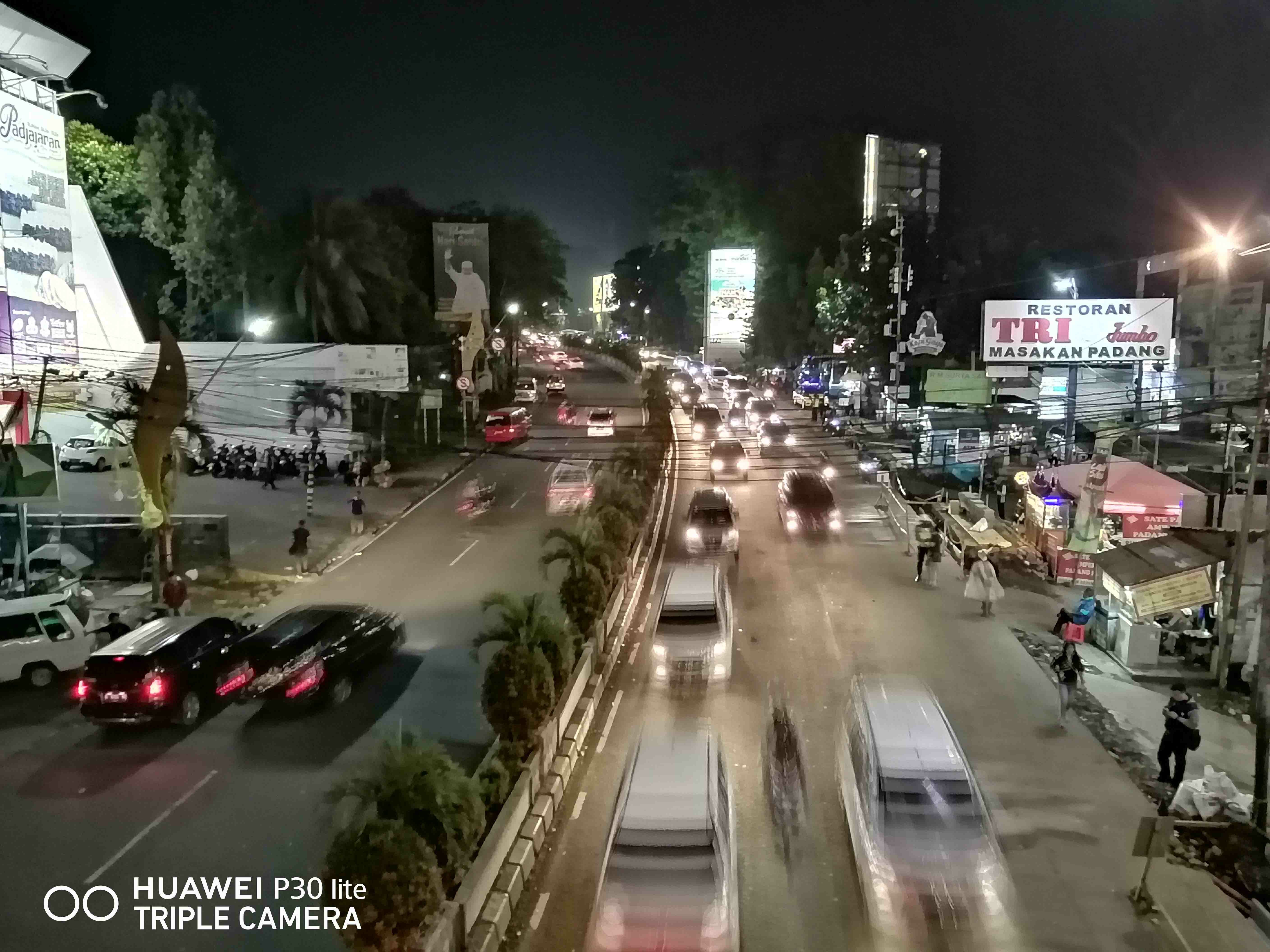 Review Huawei P30 Lite Malam 2 43942