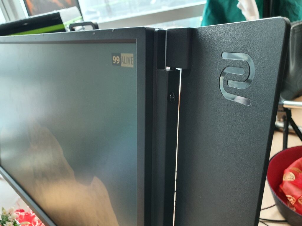 Benq ZOWIE XL2546 Shield 355d6