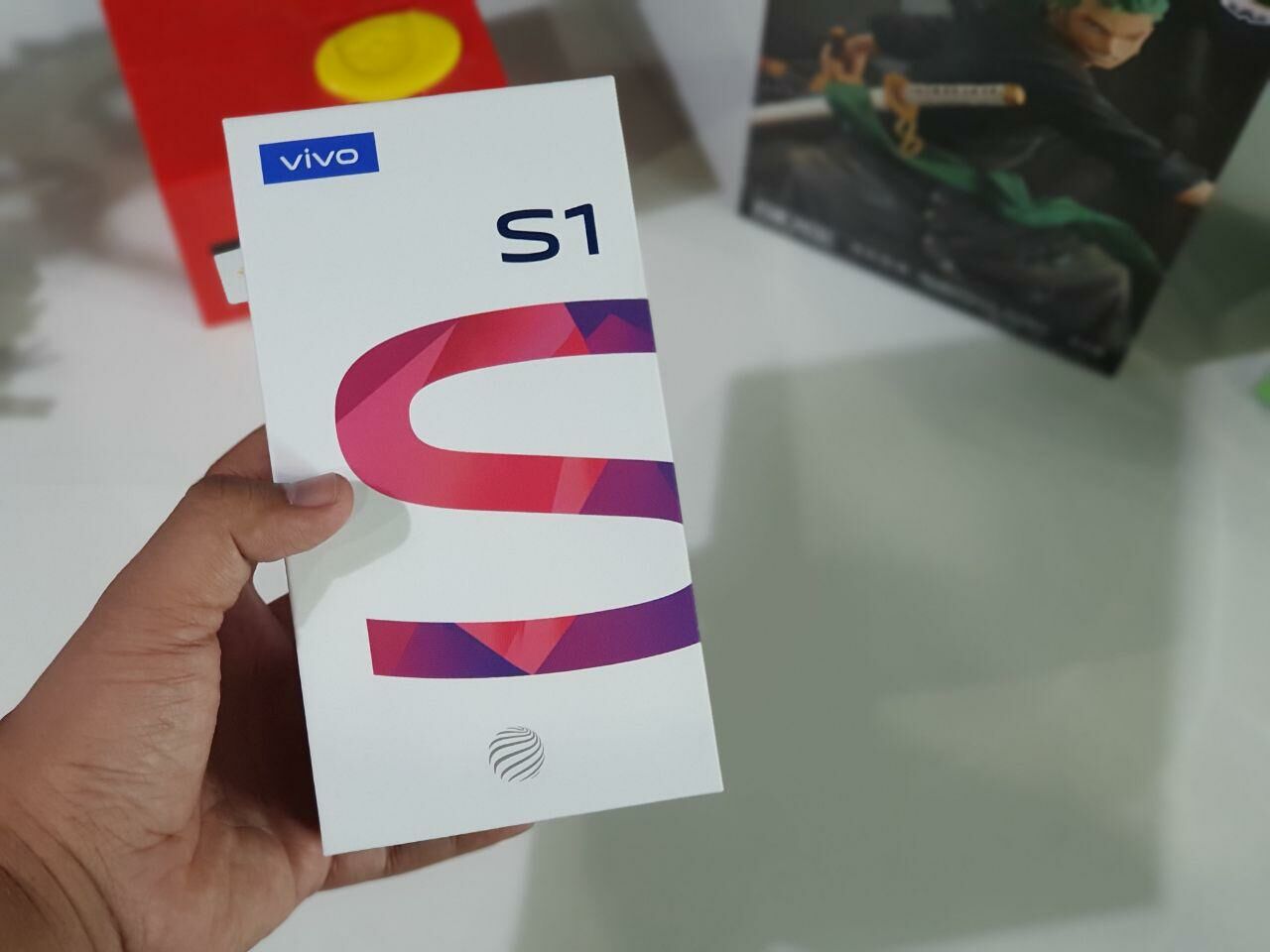 Unboxing Vivo S1 01 42ec3