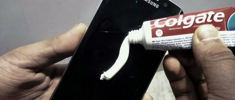 Benarkah Pasta Gigi Bisa Menghilangkan Goresan di Layar ...