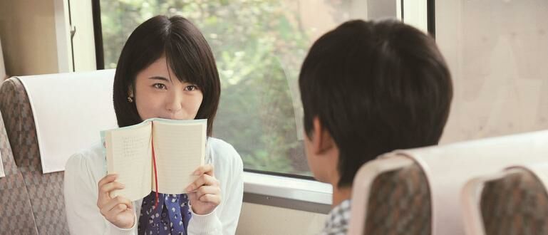 10 Film  Jepang  Romantis  Terbaik 2021 Bikin Nangis Kejer 
